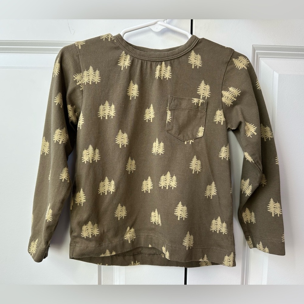 City Mouse Long Sleeve Pocket Tee Olive Trees (Size 2)